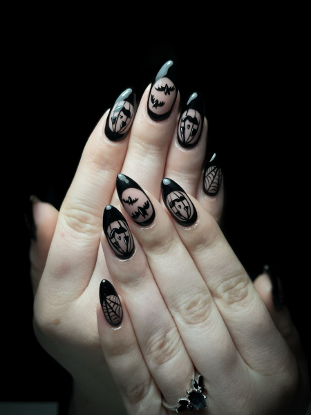 bat nail art for halloween by witchofbunnywoods
